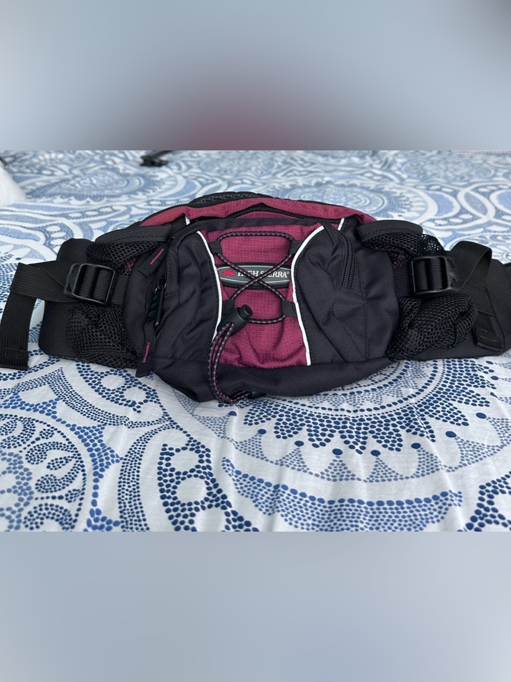 High Sierra Unisex Red Black Waist Pack Adjust Strap Multi Pockets Outdoor Bag